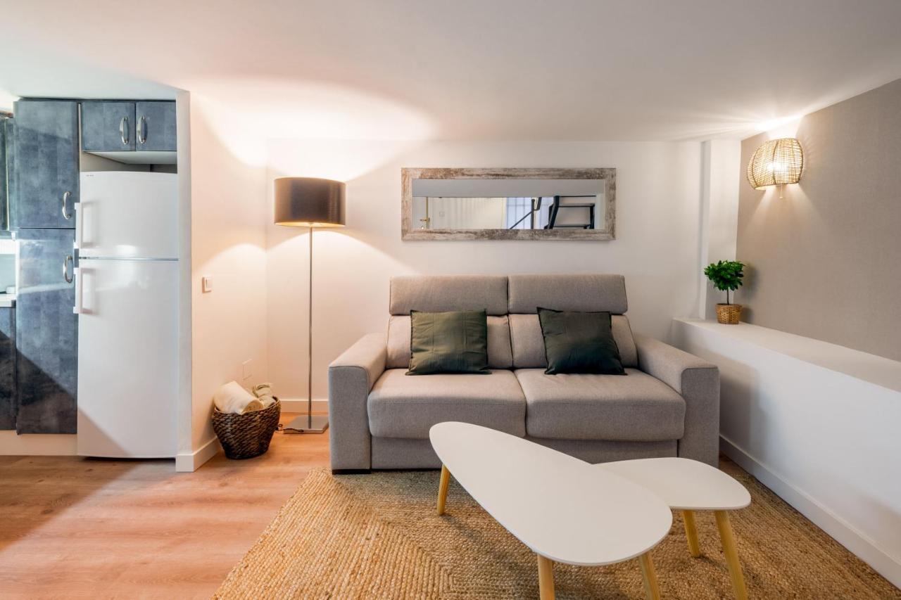 1 Bedroom 1 Bathroom Furnished - Lavapies - Duplex Мадрид Екстер'єр фото